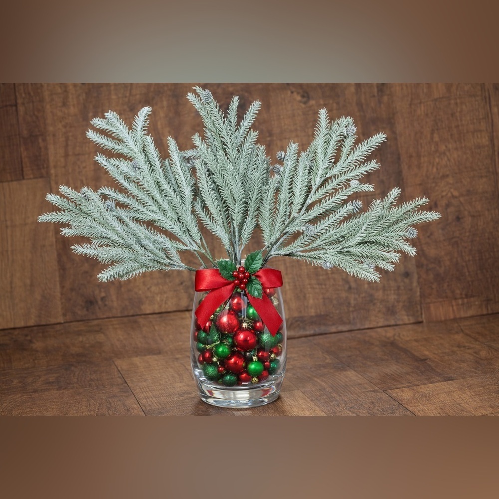 Christmas Faux snowy pine & pinecone pics/stems NEW NWT 5 stems decor Xmas